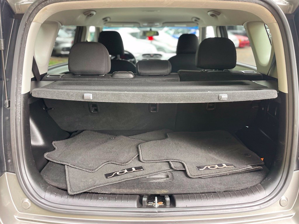 Used 2019 Kia Soul + FWD image 20