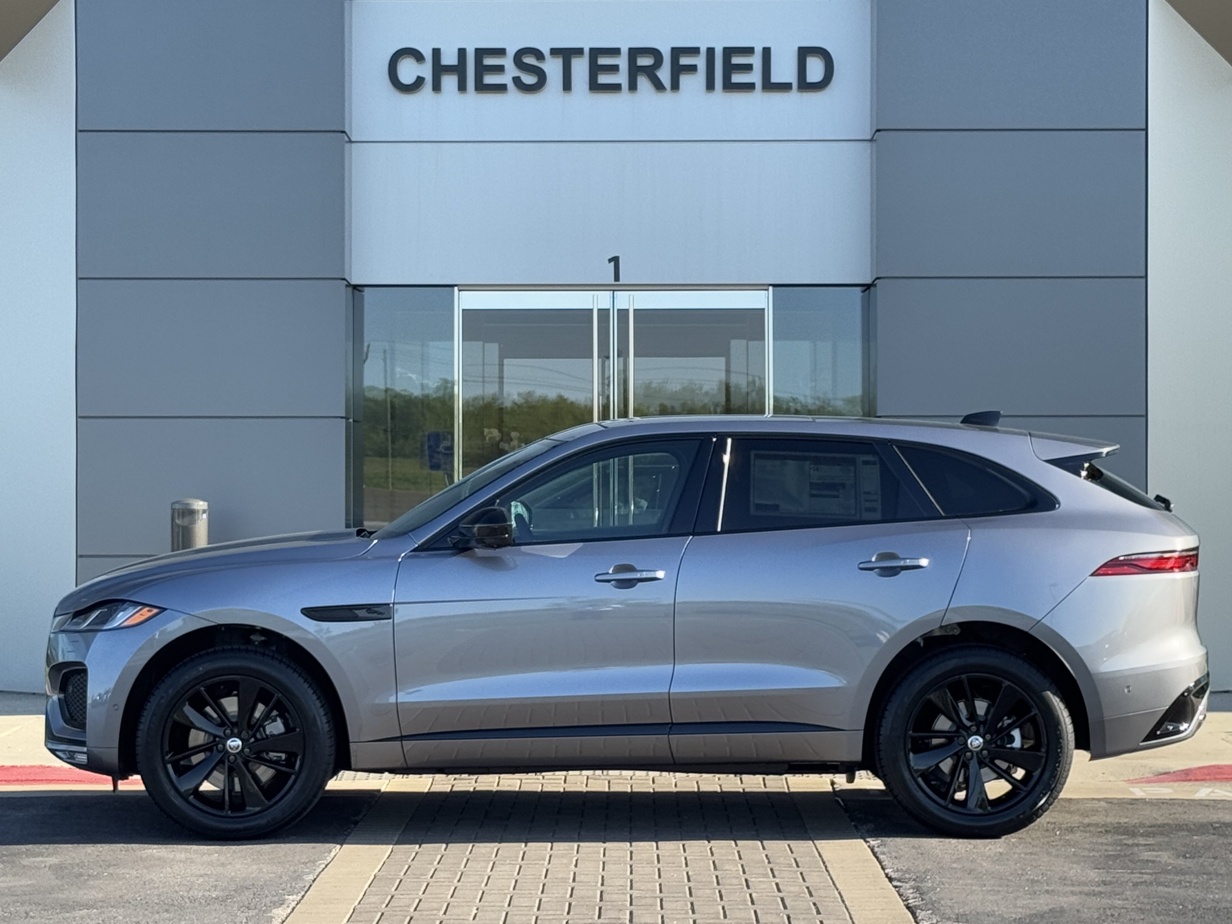Used 2026 Jaguar F-PACE R-Dynamic S AWD/4WD image 6