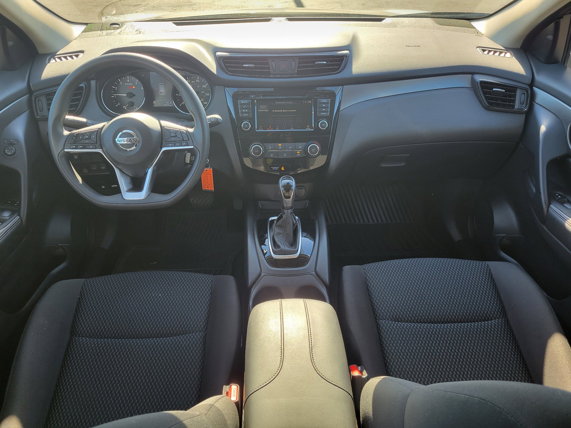 Used 2020 Nissan Rogue Sport S w/ Appearance Package image 9