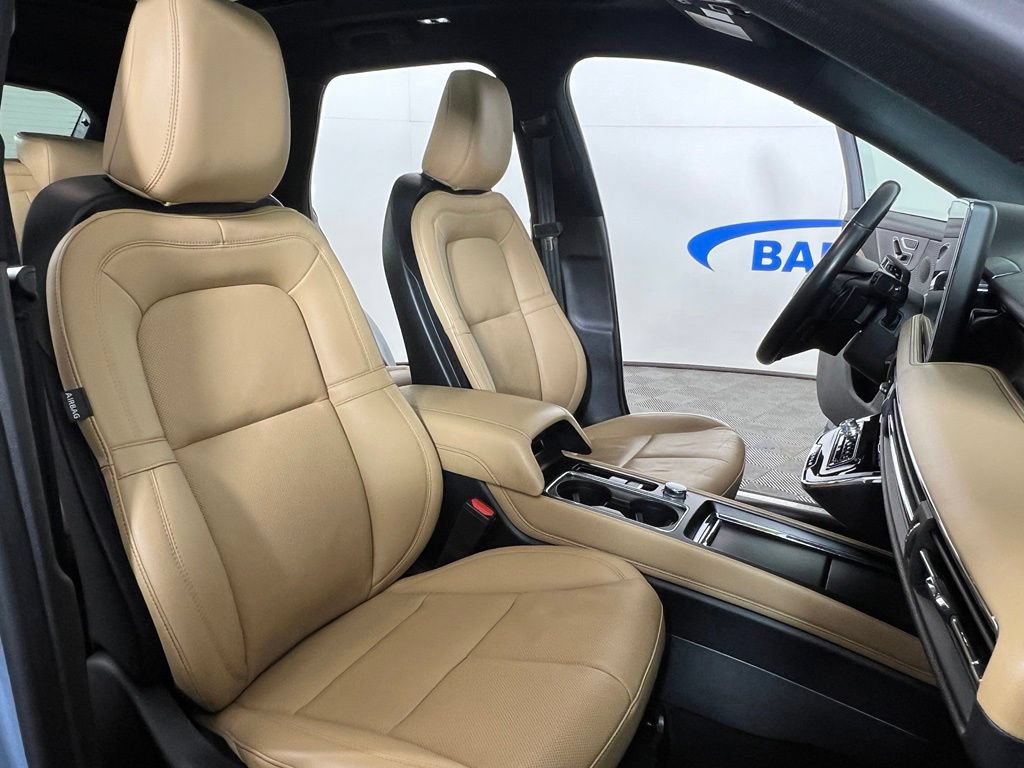 Used 2023 Lincoln Corsair Reserve w/ Equipment Group 201A AWD/4WD image 12