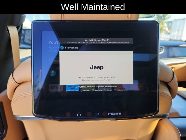 Used 2022 Jeep Grand Wagoneer Series III AWD/4WD image 30