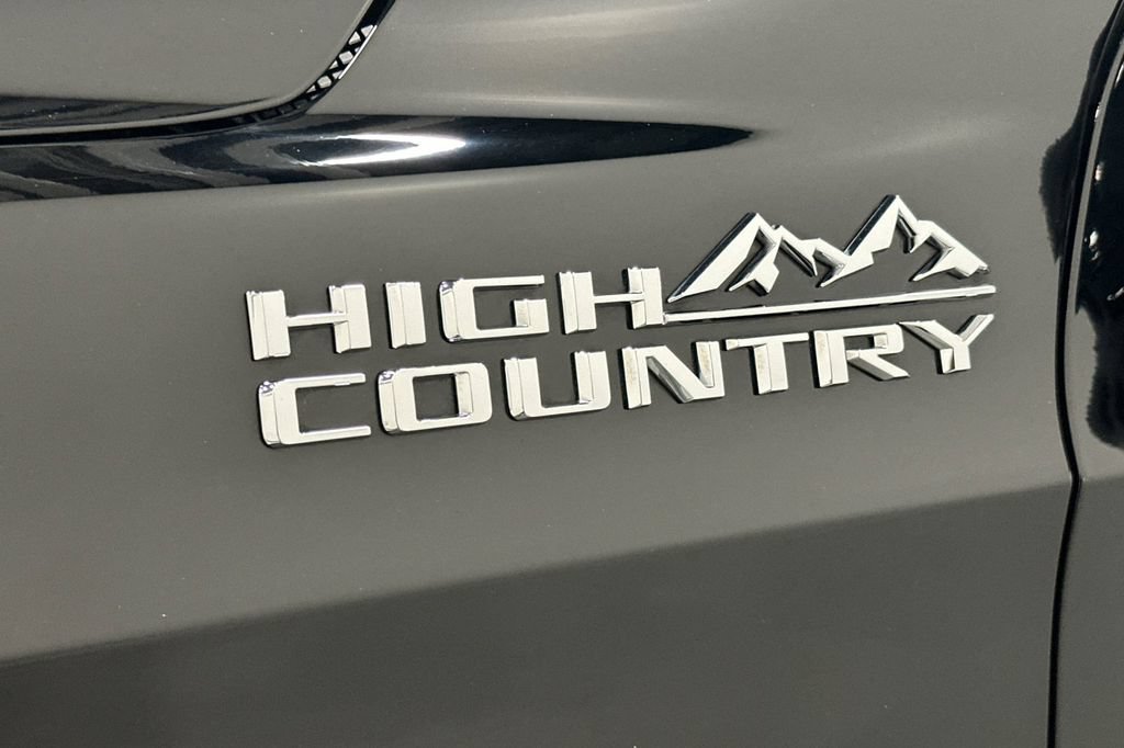 Used 2021 Chevrolet Tahoe High Country w/ Premium Package RWD image 35