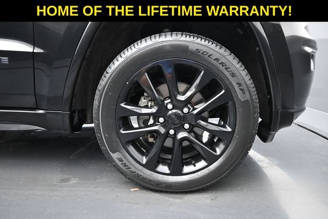 Used 2020 Jeep Grand Cherokee Altitude AWD/4WD image 53