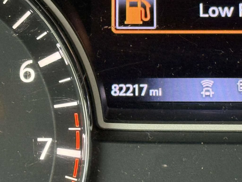 Used 2020 Nissan Pathfinder SL FWD image 26