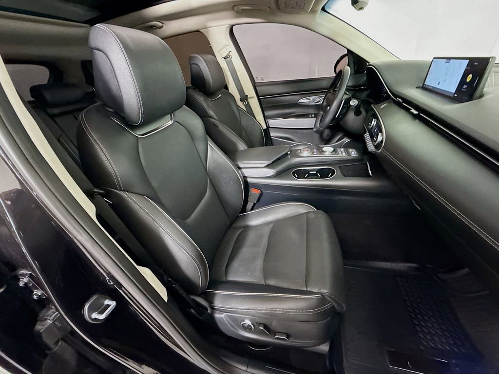 Used 2024 Genesis GV70 2.5T Advanced w/ Advanced Package image 29