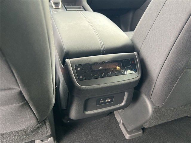 Used 2022 Nissan Pathfinder SV image 20