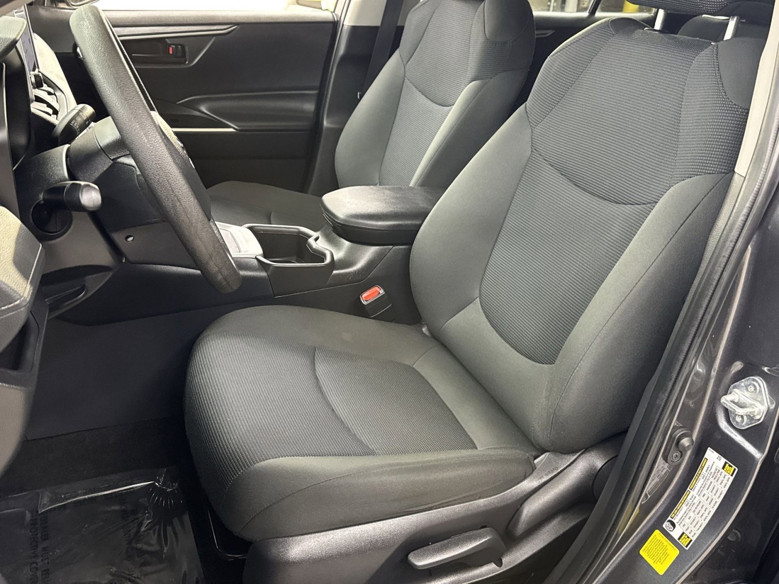 Used 2025 Toyota RAV4 LE image 14