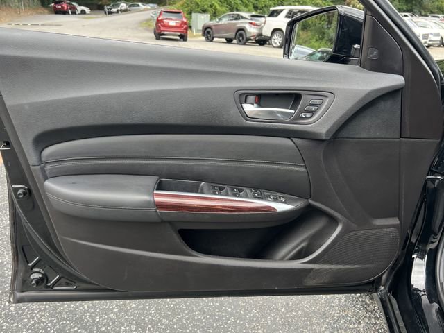 Used 2015 Acura TLX w/ Technology Package FWD image 10