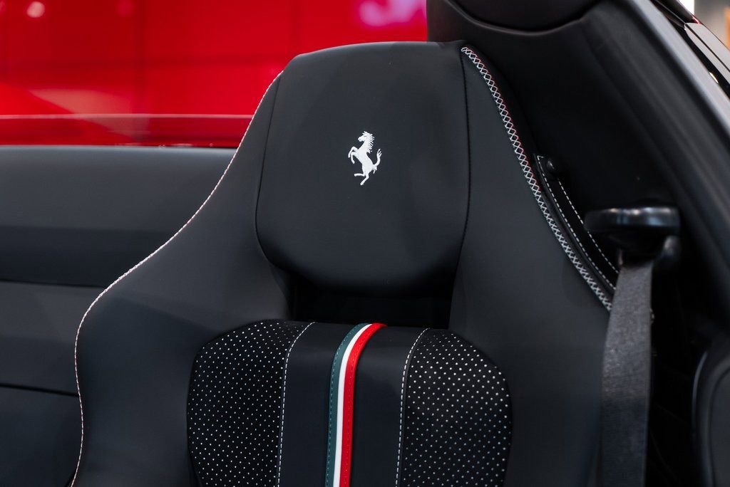 Certified 2022 Ferrari 812 GTS image 6