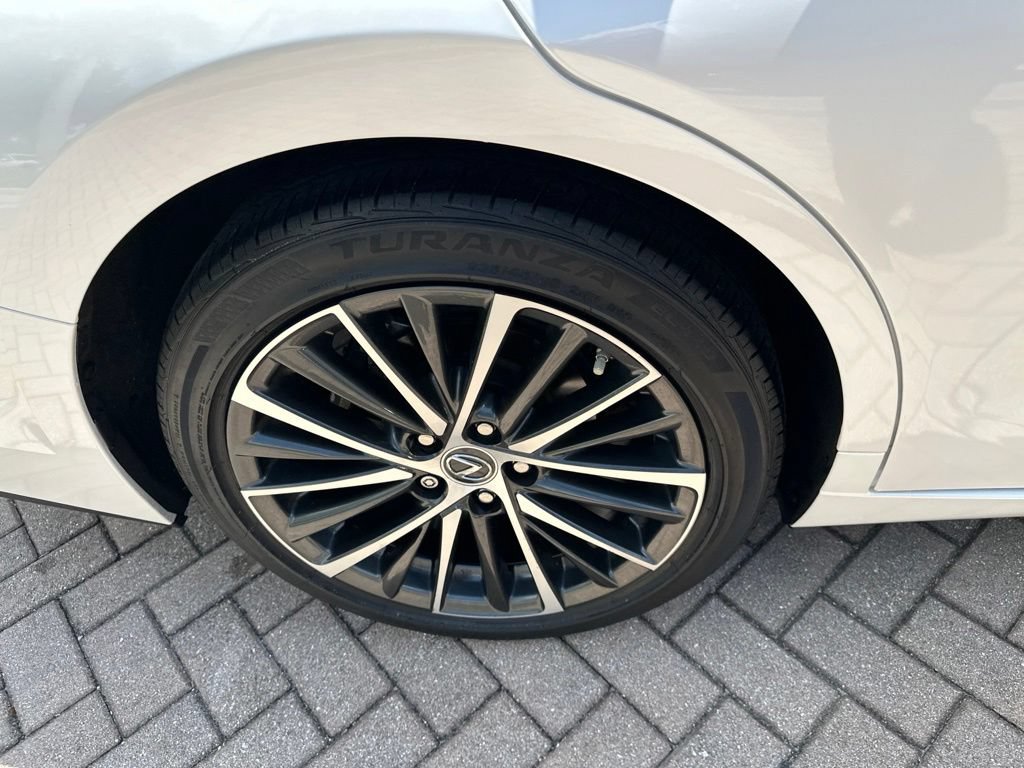 Certified 2023 Lexus ES 350 w/ Premium Package FWD image 10