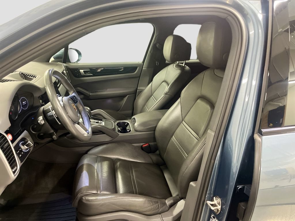 Certified 2019 Porsche Cayenne AWD/4WD image 4