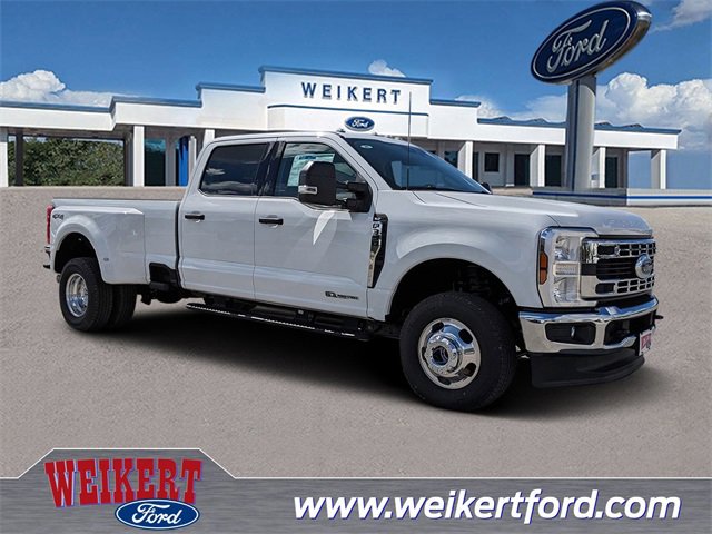 New 2026 Ford F350 XLT image 1