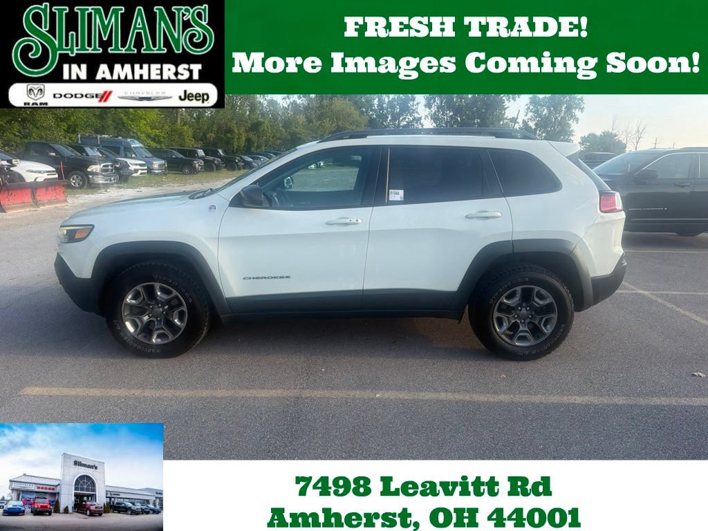 Used 2019 Jeep Cherokee Trailhawk w/ Cold Weather Group AWD/4WD image 1