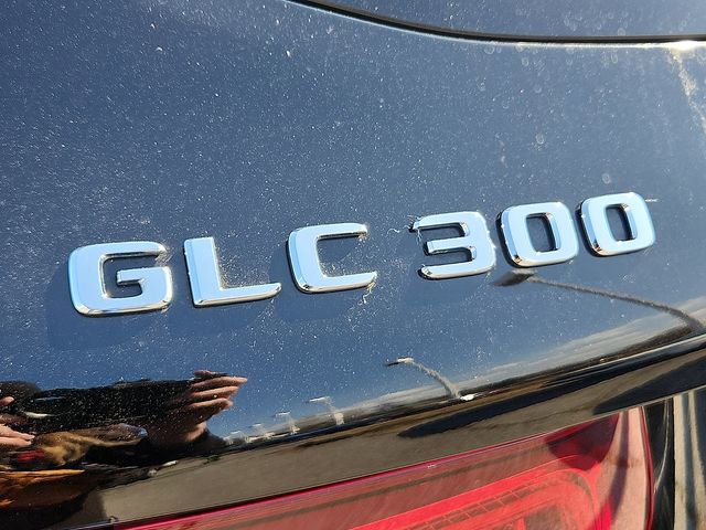 Used 2022 Mercedes-Benz GLC 300 4MATIC image 32