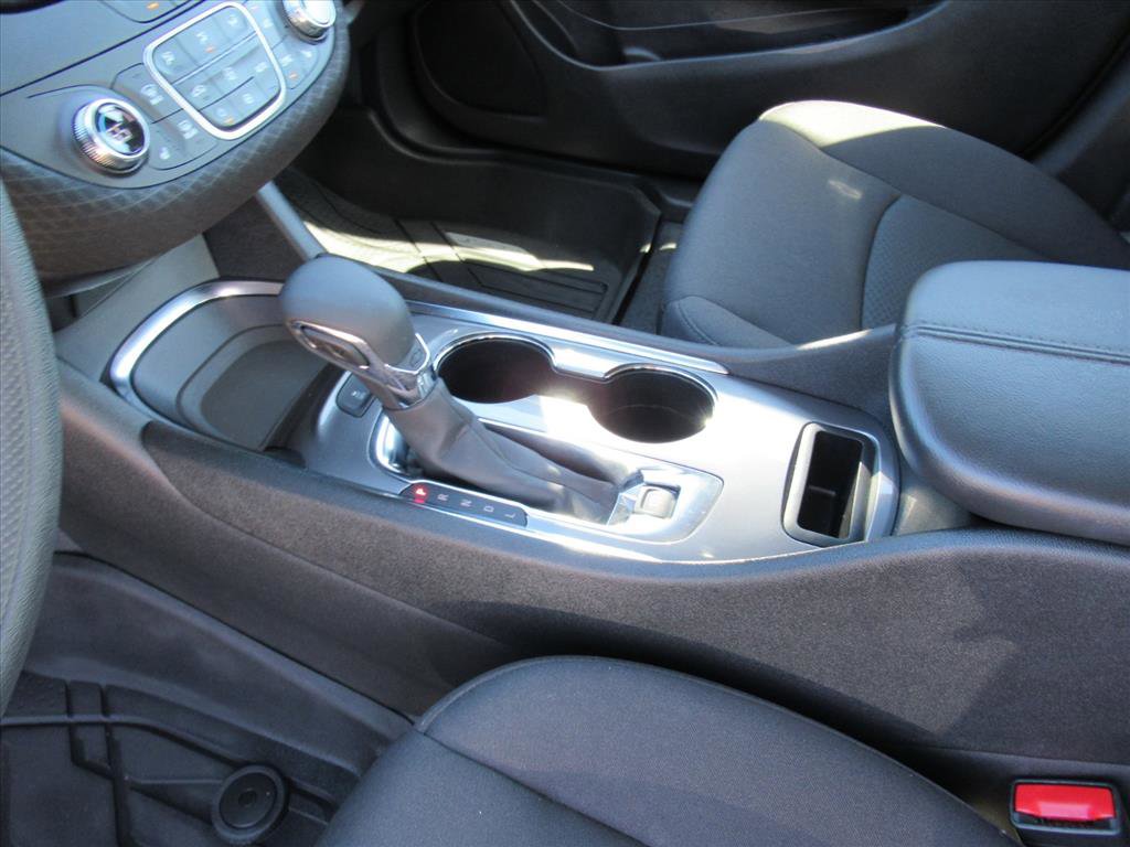 Used 2024 Chevrolet Malibu LT image 19