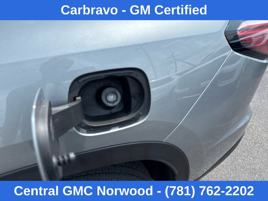 Certified 2025 GMC Acadia Elevation AWD/4WD image 10