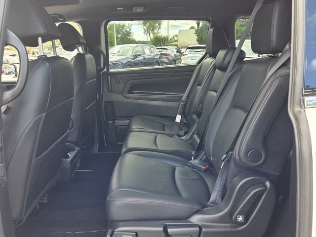 Used 2023 Honda Odyssey Sport image 11