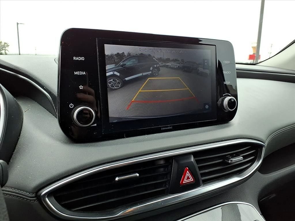 Used 2022 Hyundai Santa Fe SEL FWD image 11