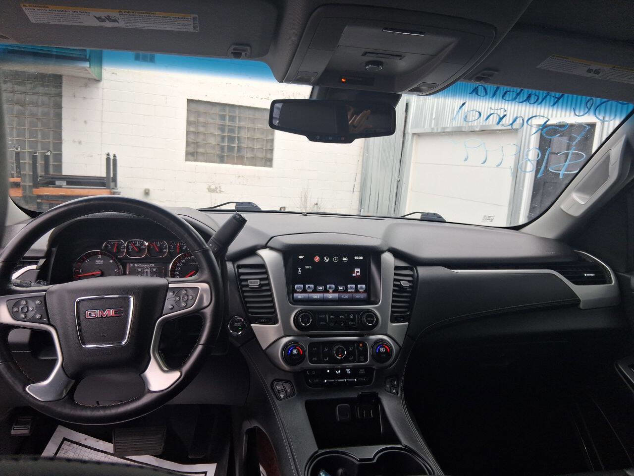 Used 2016 GMC Yukon XL SLT image 19