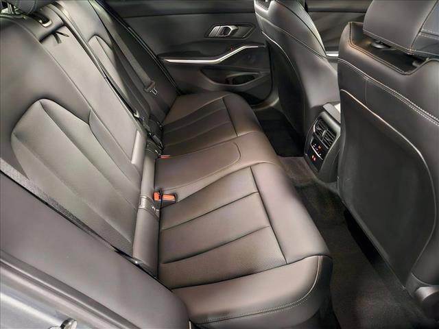 Certified 2025 BMW 330i Sedan w/ Premium Package image 18