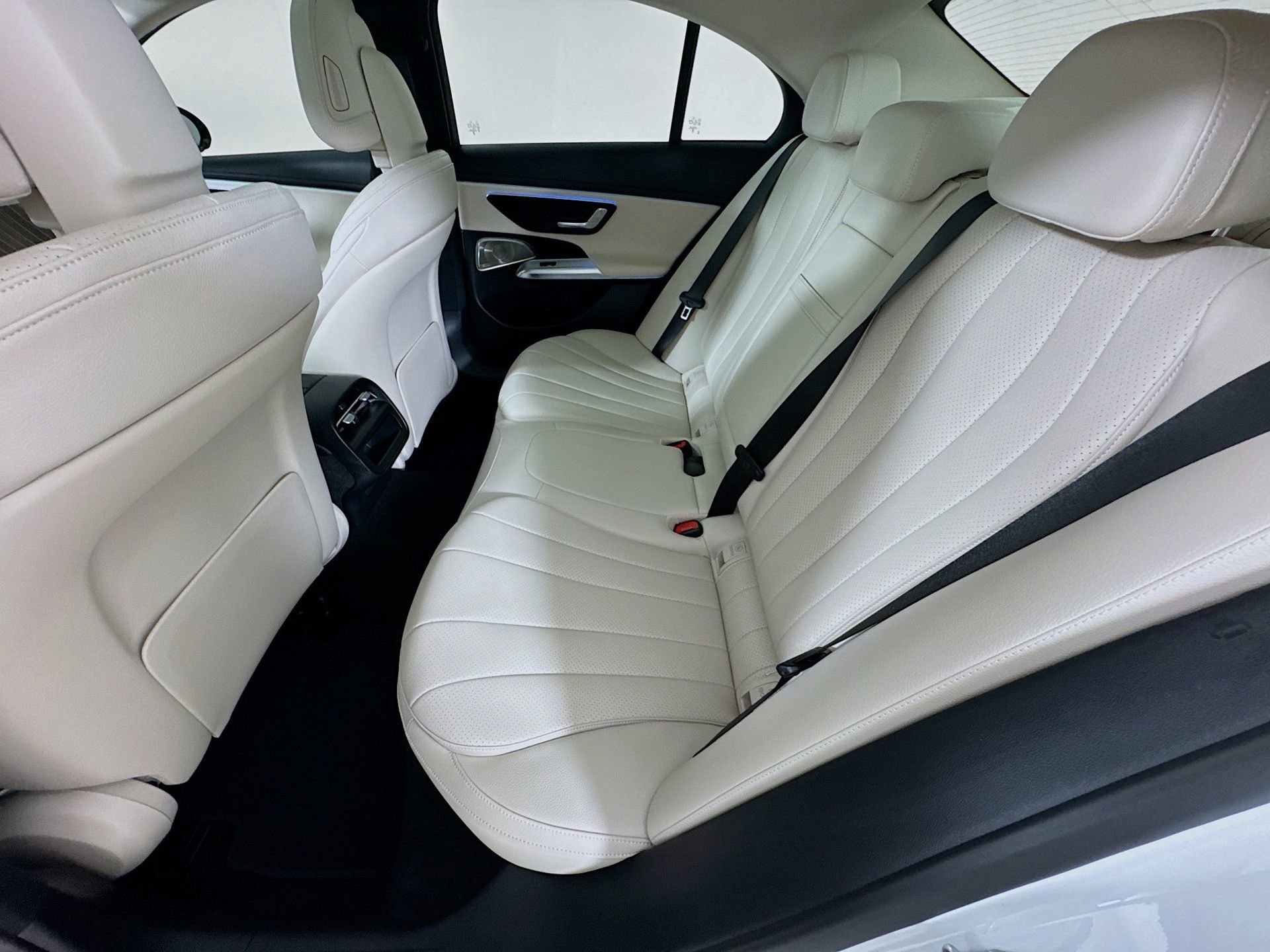 New 2026 Mercedes-Benz E 350 Sedan image 27