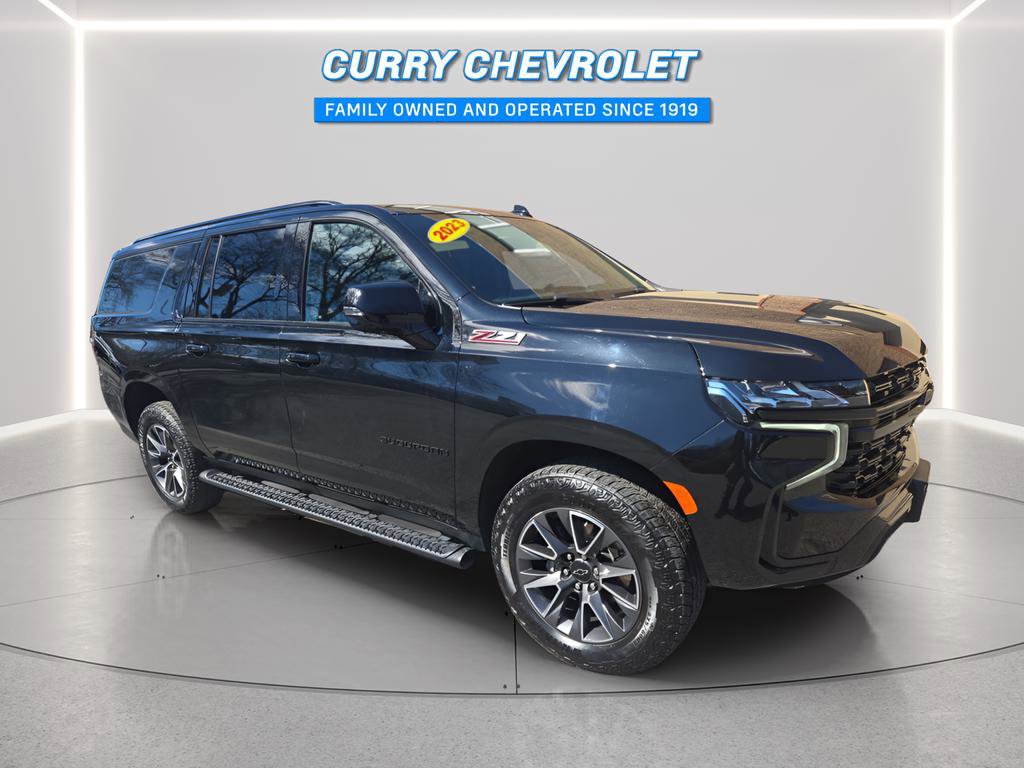 Used 2023 Chevrolet Suburban Z71 w/ Luxury Package image 2