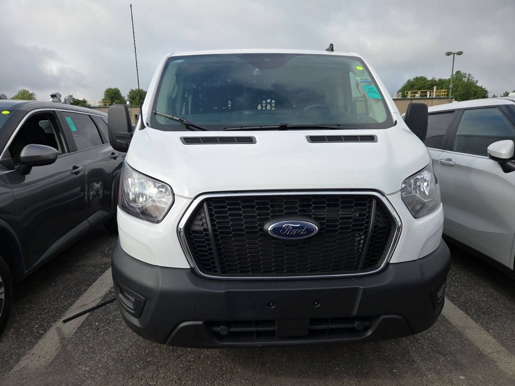 Used 2025 Ford Transit 250 Low Roof w/ Exterior Upgrade Package RWD image 3
