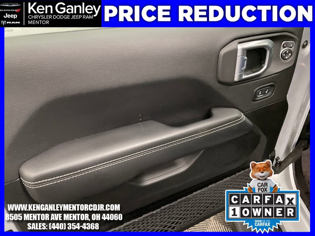 Used 2022 Jeep Wrangler Unlimited Sahara image 12