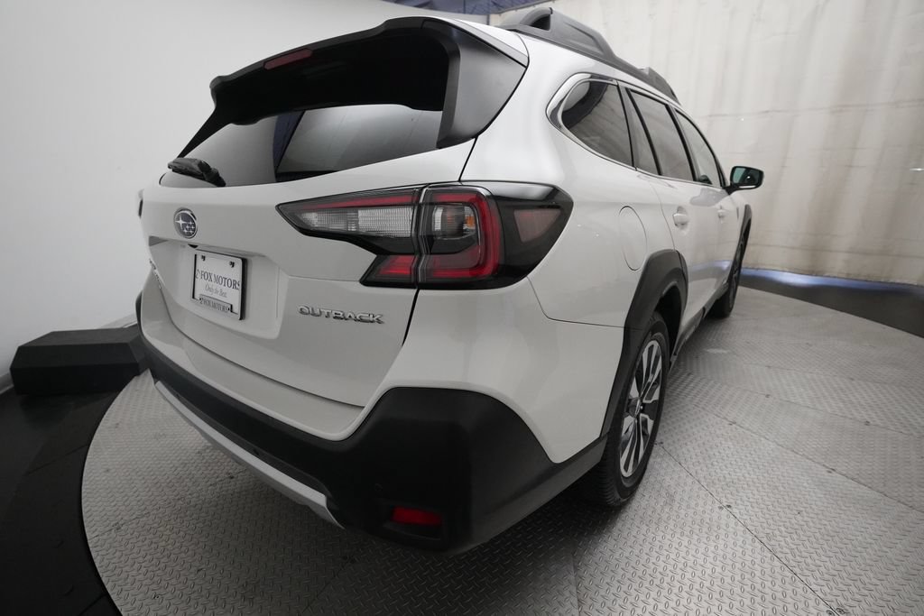 Used 2023 Subaru Outback Limited AWD/4WD image 13