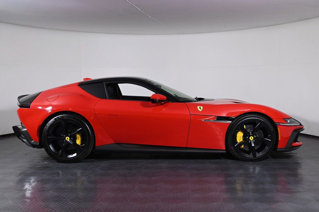 Certified 2025 Ferrari 12Cilindri image 10