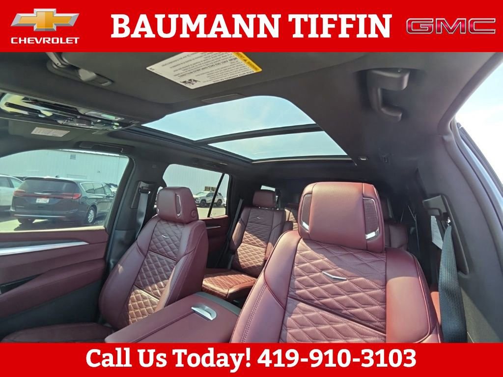 Used 2025 Cadillac Escalade Sport w/ LPO, ONYX Package image 19