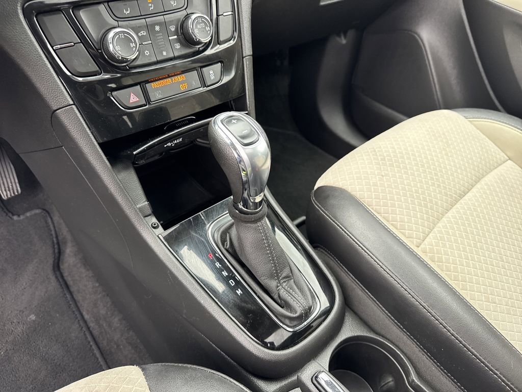 Used 2019 Buick Encore Sport Touring w/ Safety Package image 31