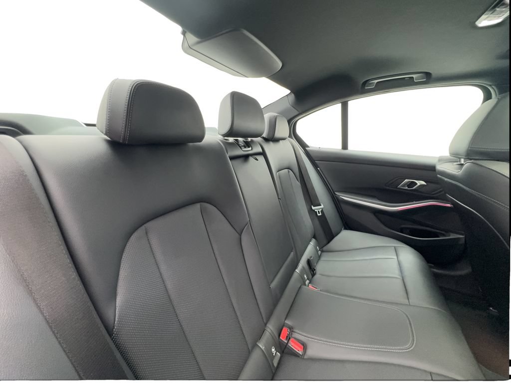 Used 2024 BMW 330i Sedan RWD image 30