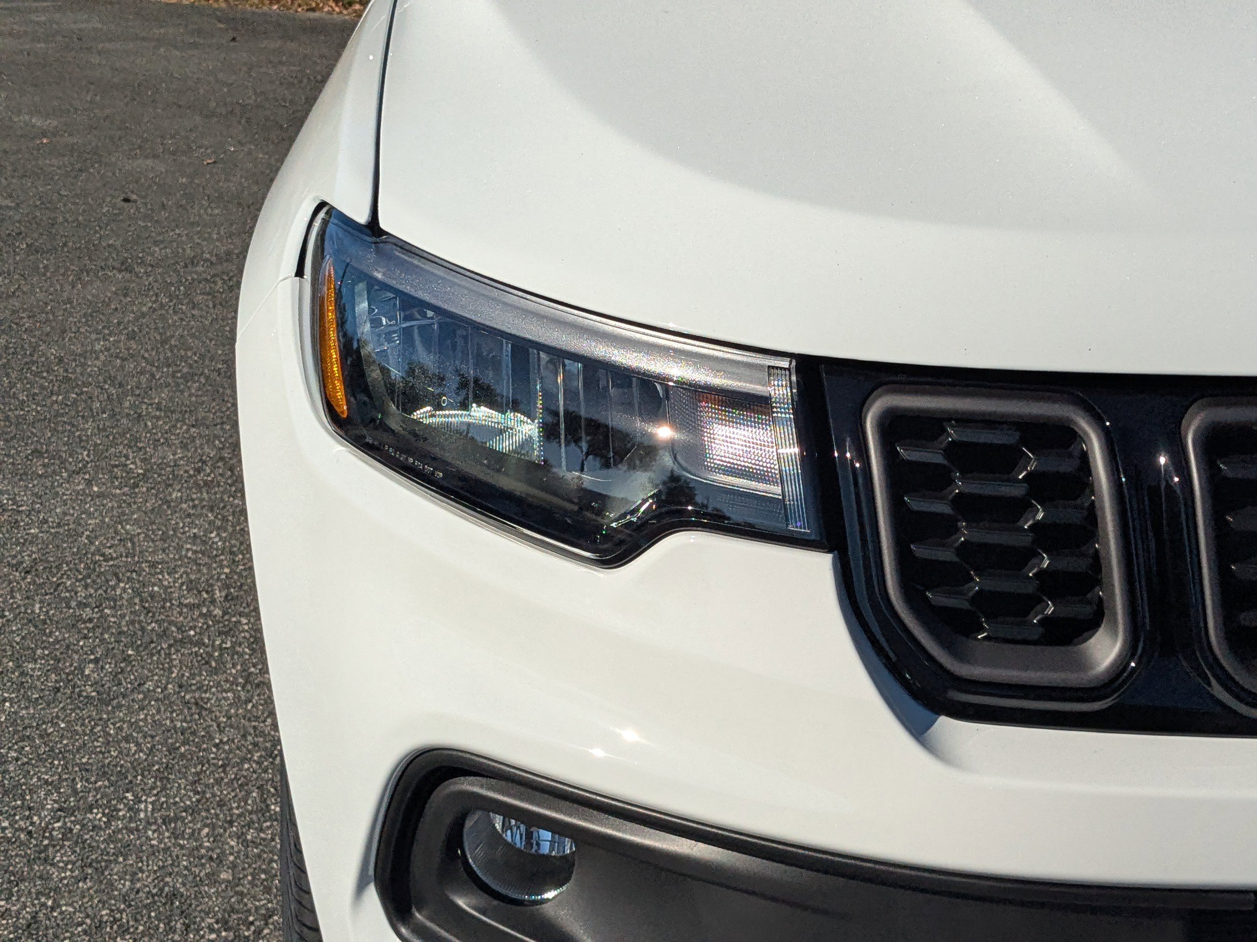 New 2026 Jeep Compass Latitude image 9