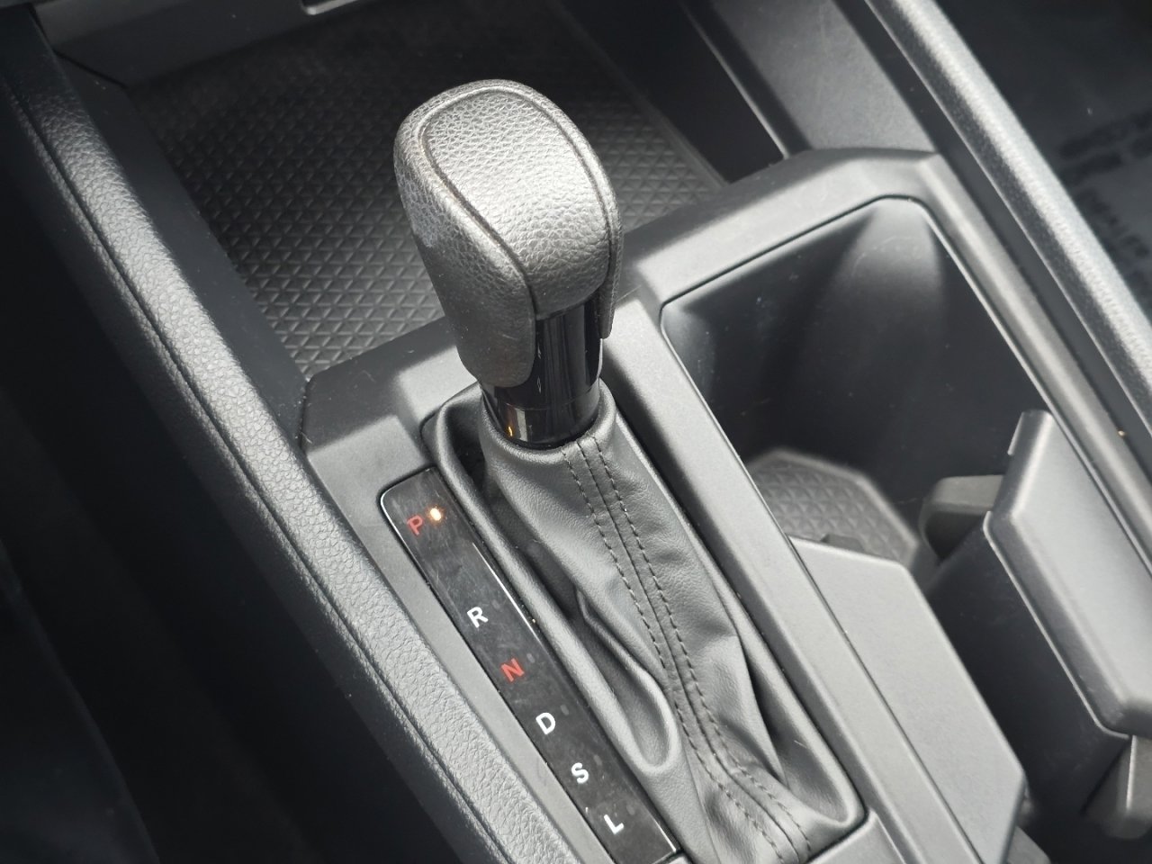 Certified 2023 Honda Accord EX image 28