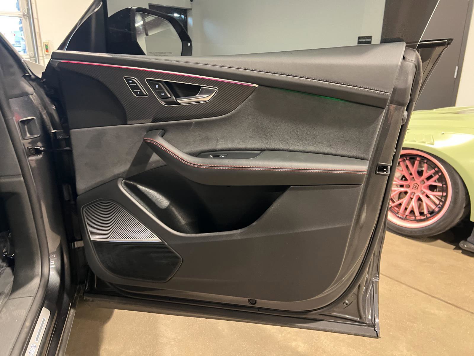 Used 2024 Audi RS Q8 image 47