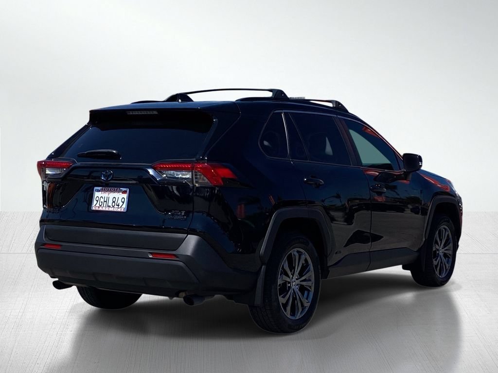 Certified 2023 Toyota RAV4 XLE Premium AWD/4WD image 8