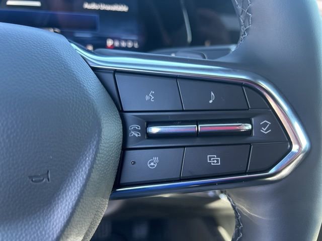 New 2026 Chevrolet Equinox LT w/ Safety and Technology Package FWD image 18
