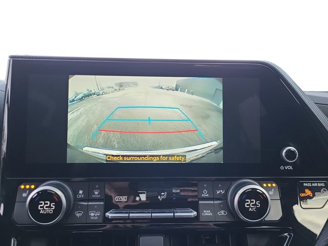 Used 2024 Toyota Highlander XLE image 20