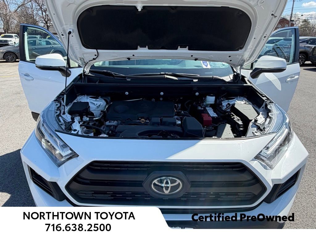 Used 2024 Toyota RAV4 Adventure AWD/4WD image 18