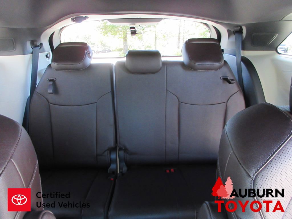 Certified 2023 Toyota Sienna Platinum image 20