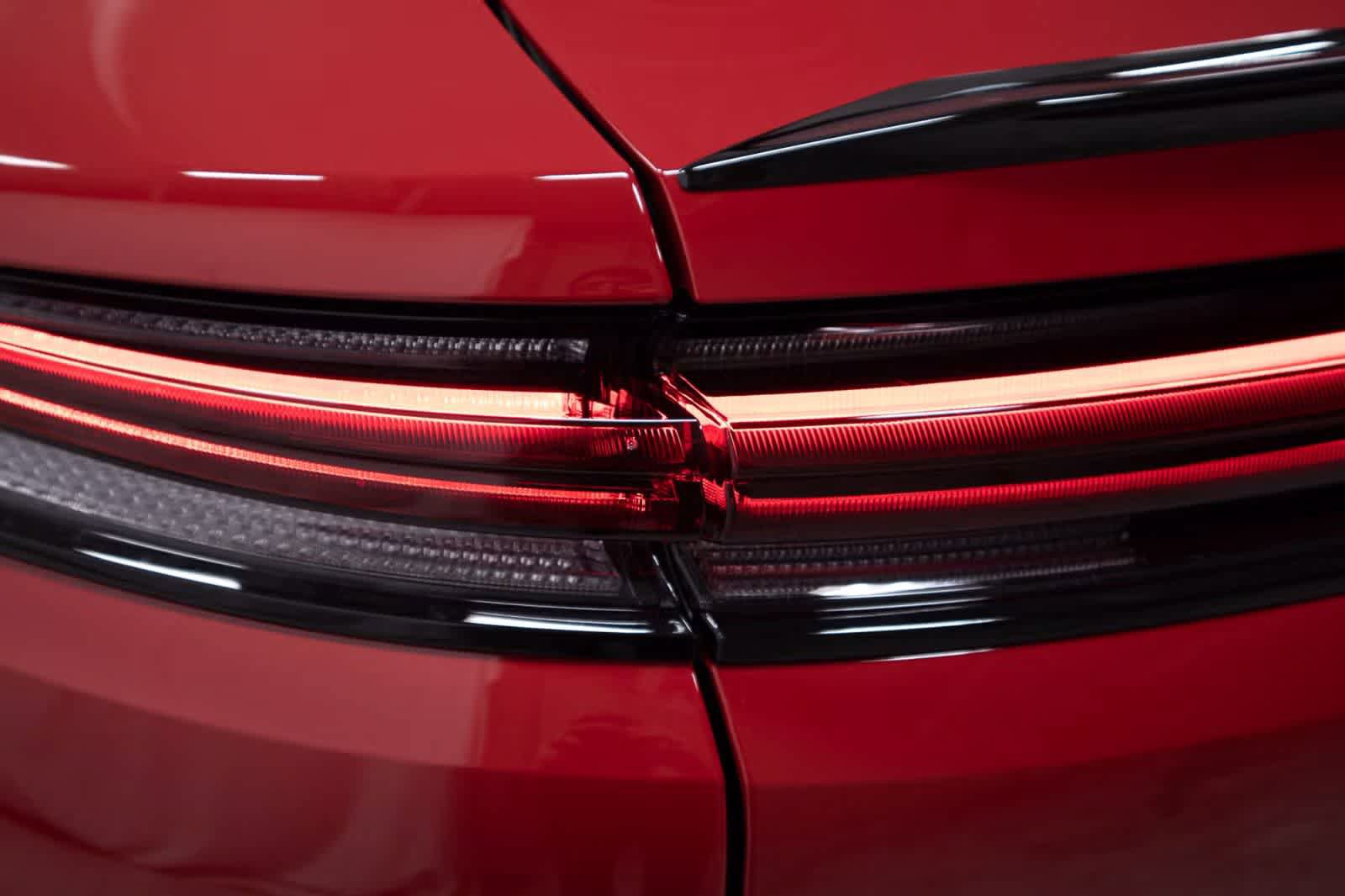 Certified 2025 Porsche Cayenne Coupe image 19
