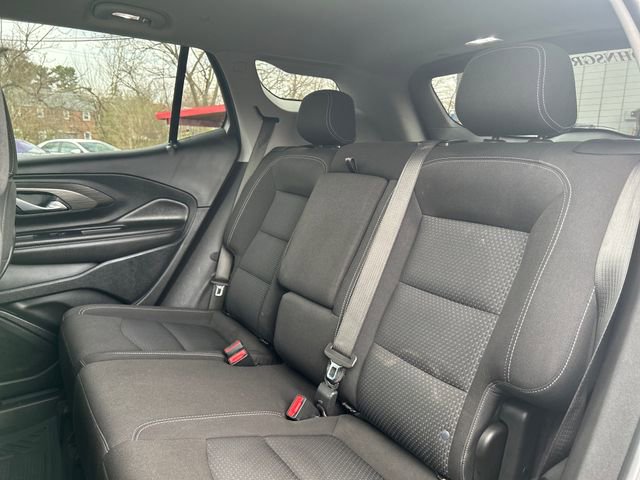 Used 2022 GMC Terrain SLE w/ LPO, Floor Liner Package image 24