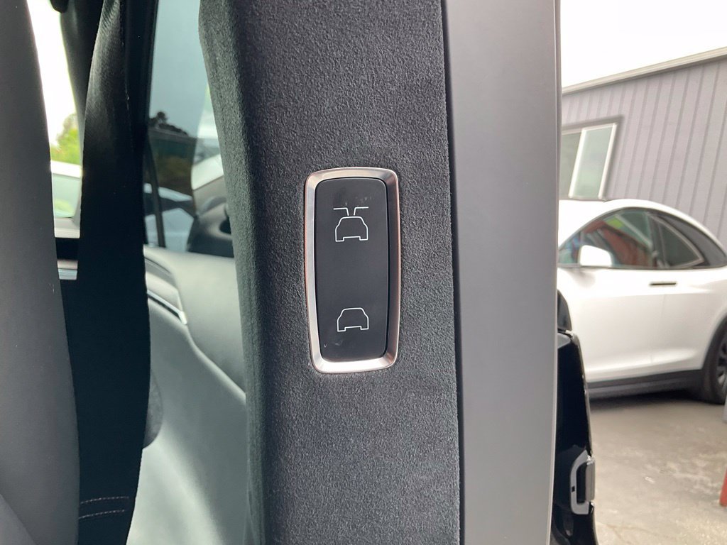 Used 2023 Tesla Model X AWD/4WD image 66