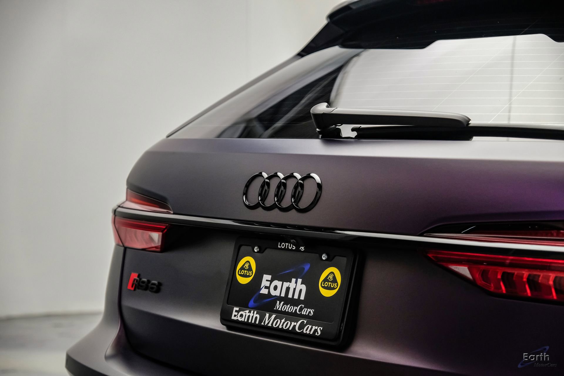 Used 2023 Audi RS 6 w/ Black Optic Package AWD/4WD image 18