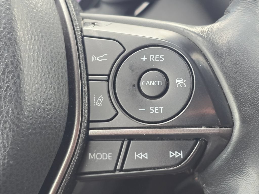 Used 2024 Toyota Camry SE FWD image 16
