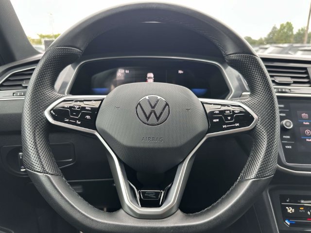 Used 2024 Volkswagen Tiguan SE R-Line AWD/4WD image 23