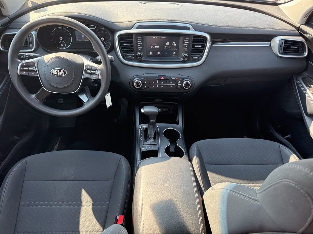 Used 2019 Kia Sorento LX image 12