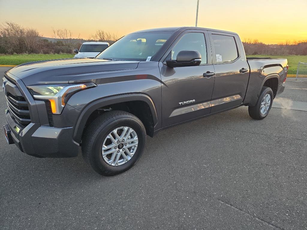 New 2025 Toyota Tundra SR5 w/ SR5 Convenience Package image 2