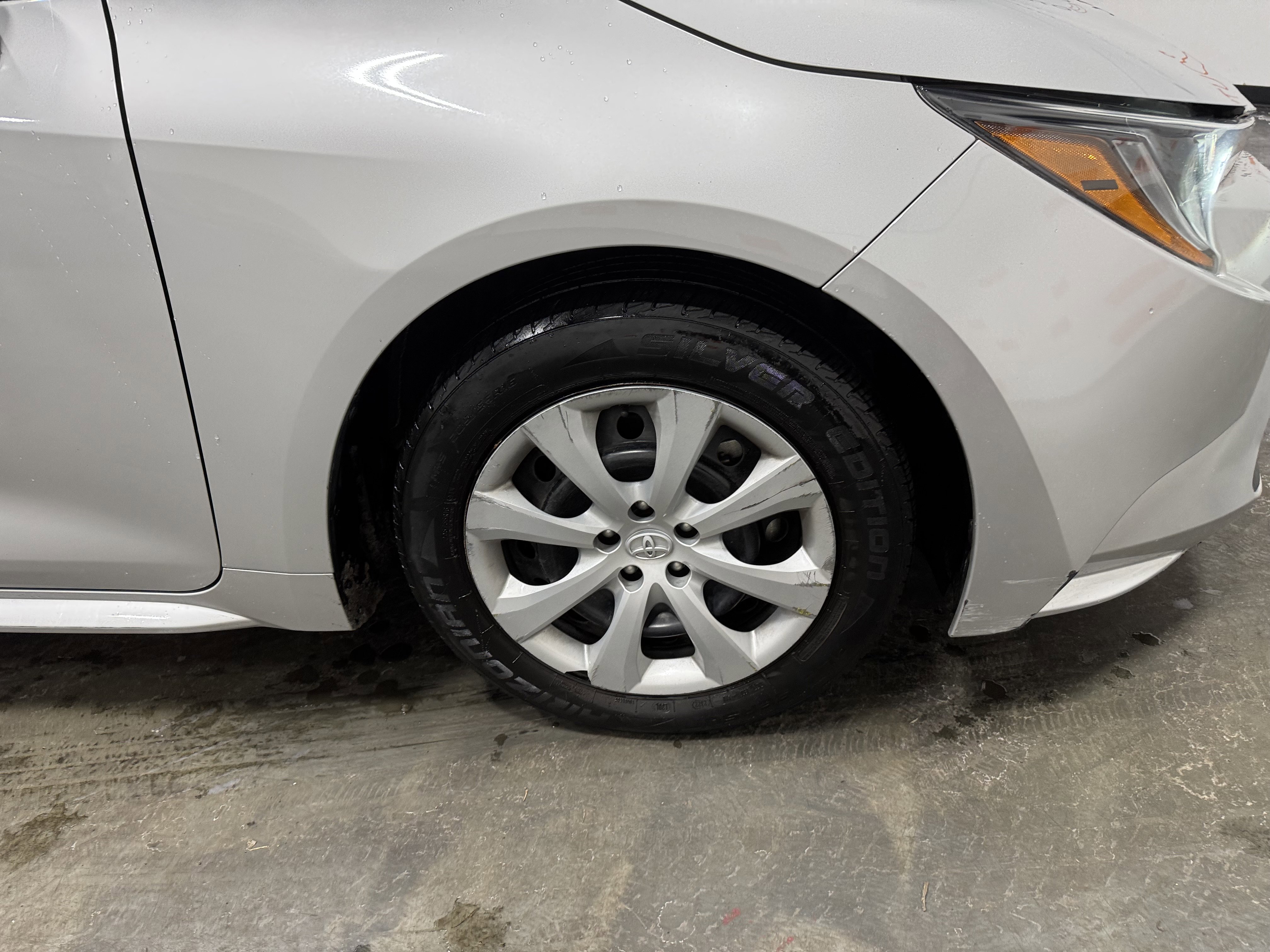 Used 2023 Toyota Corolla LE image 8